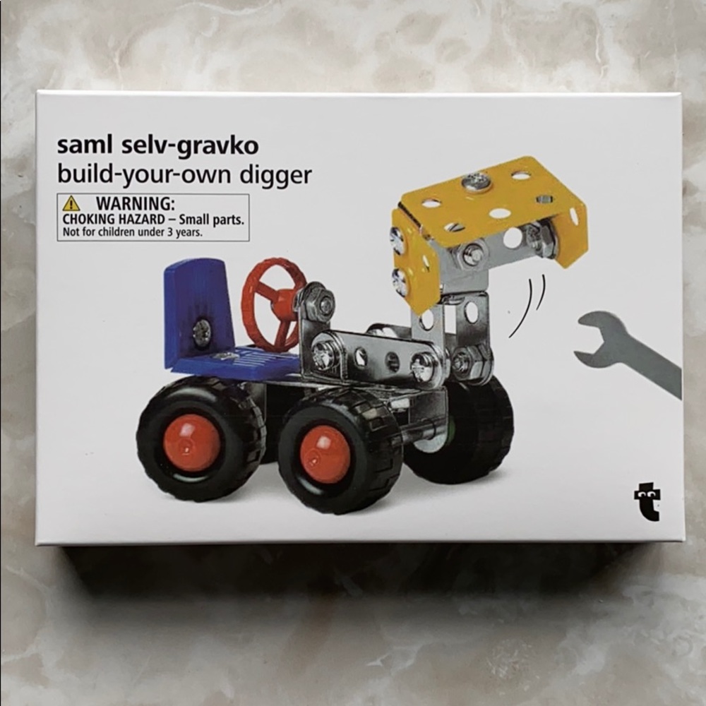 NWT Danish DIY 🚜 Digger Truck